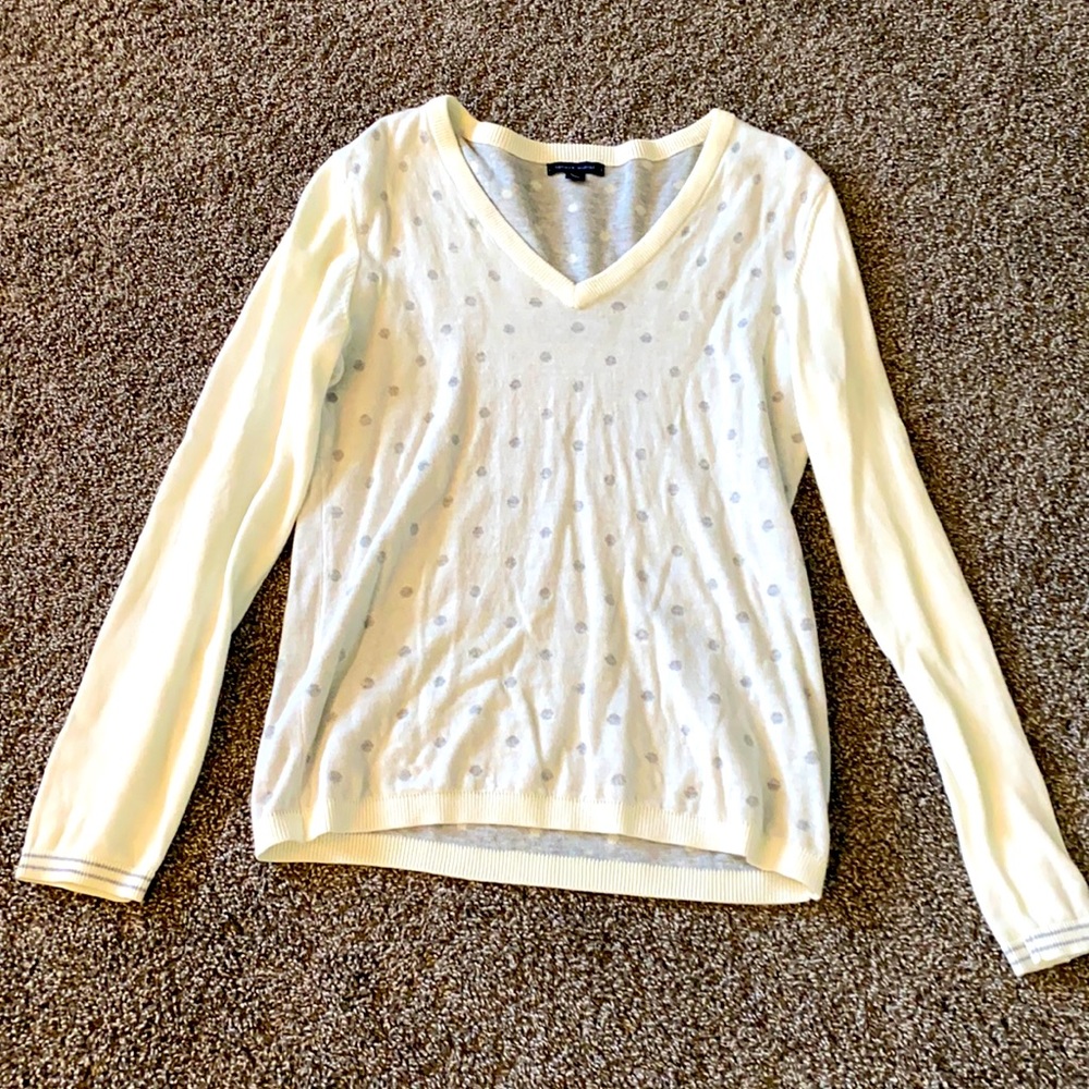 Tommy Hilfiger long sleeve v neck sz.M